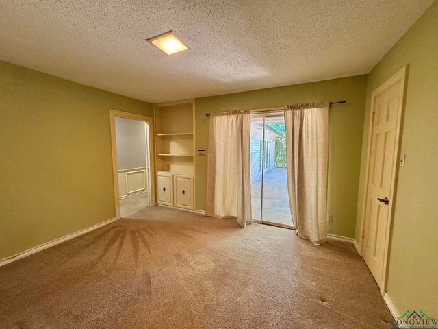 14 Pegues Pl, Longview, TX 75601