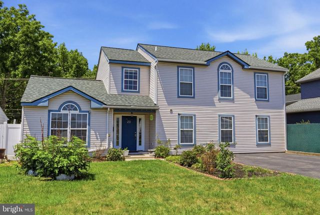 231 COLLINGSWOOD RD, Fairless Hills, PA 19030
