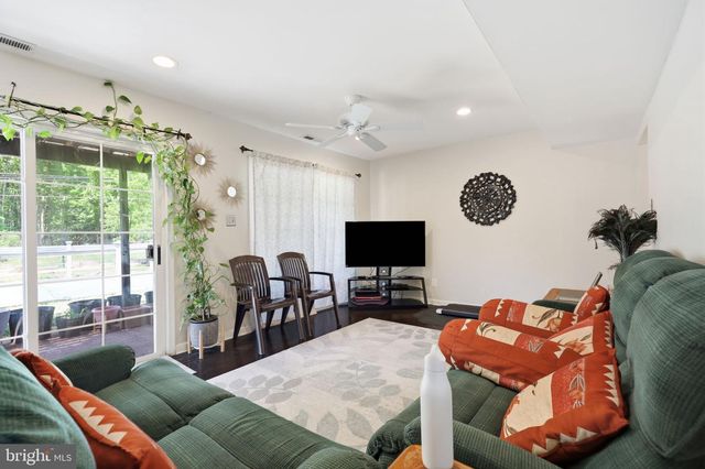 231 COLLINGSWOOD RD, Fairless Hills, PA 19030