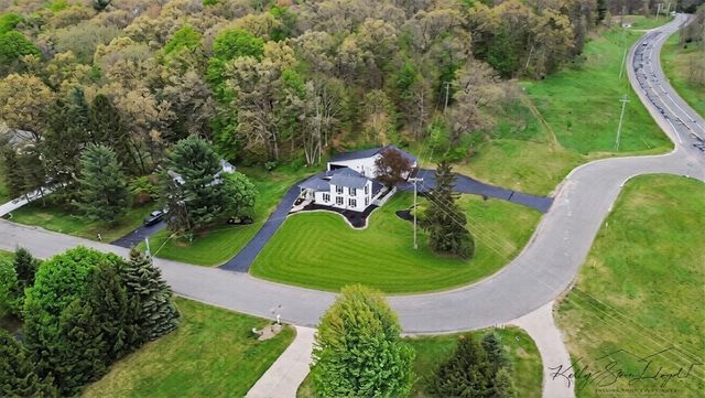 4744 Little Harbor Drive, Grand Rapids, MI 49512
