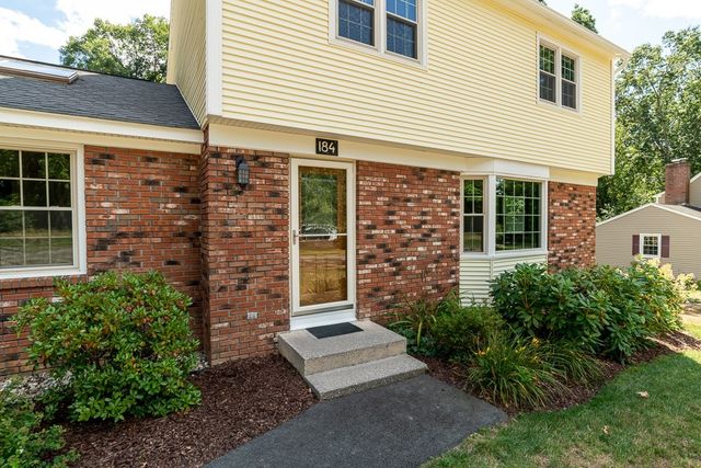 184 Cambridge Cir, Longmeadow, MA 01106