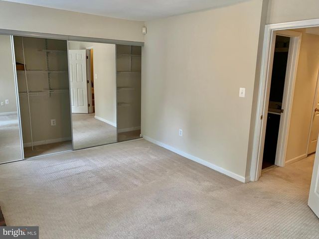 1569 TEMPLETON PL, Rockville, MD 20852