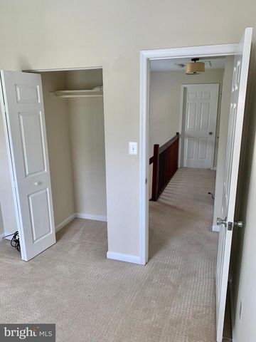 1569 TEMPLETON PL, Rockville, MD 20852