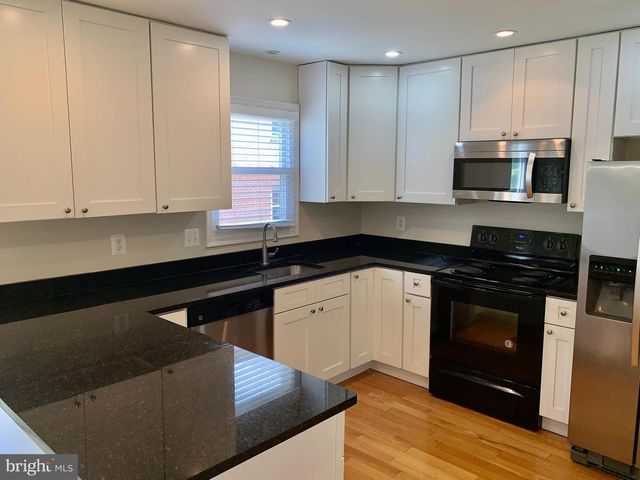 1569 TEMPLETON PL, Rockville, MD 20852