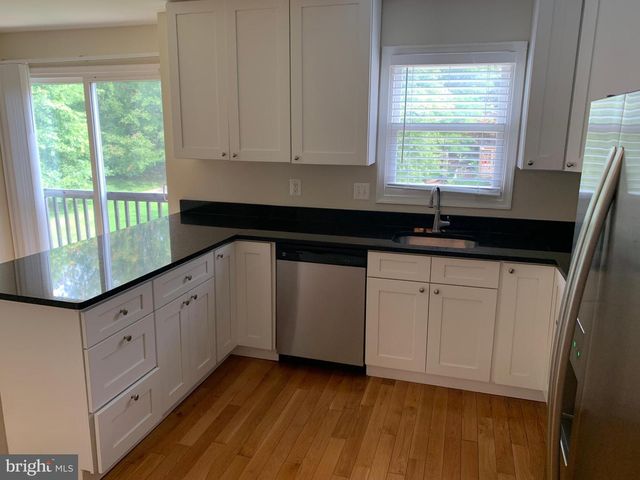 1569 TEMPLETON PL, Rockville, MD 20852