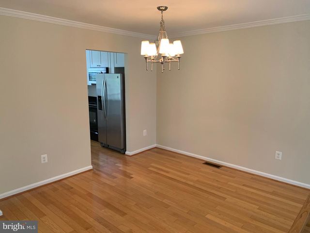 1569 TEMPLETON PL, Rockville, MD 20852