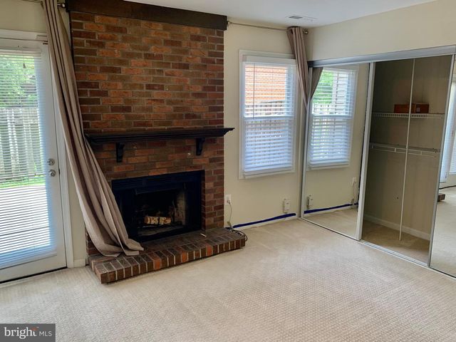 1569 TEMPLETON PL, Rockville, MD 20852