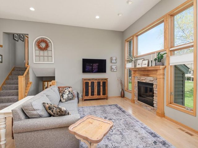 2400 87th Trail N, Brooklyn Park, MN 55443