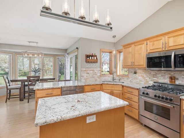 2400 87th Trail N, Brooklyn Park, MN 55443