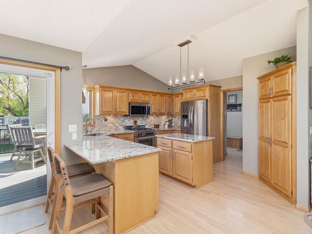 2400 87th Trail N, Brooklyn Park, MN 55443