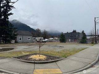 1025 Darrington Street, Darrington, WA 98241