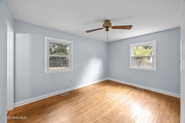 101 Pine Dale Road, Havelock, NC 28532