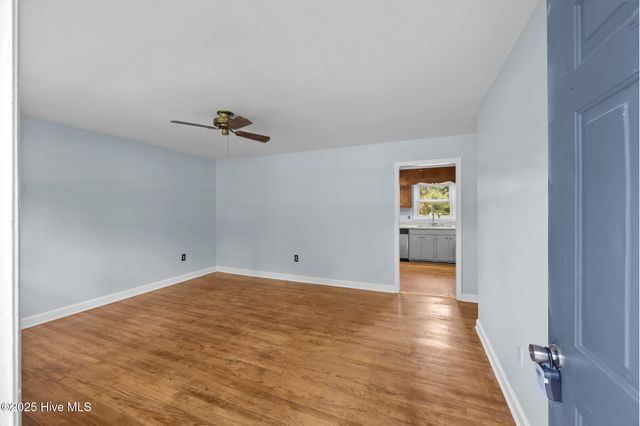101 Pine Dale Road, Havelock, NC 28532
