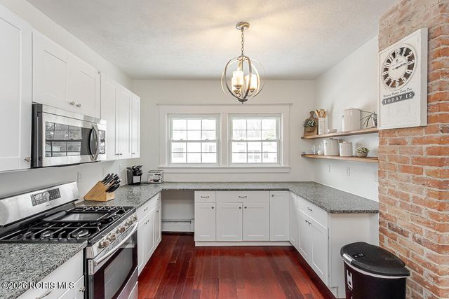 610 Wallace Avenue, Bowling Green, OH 43402