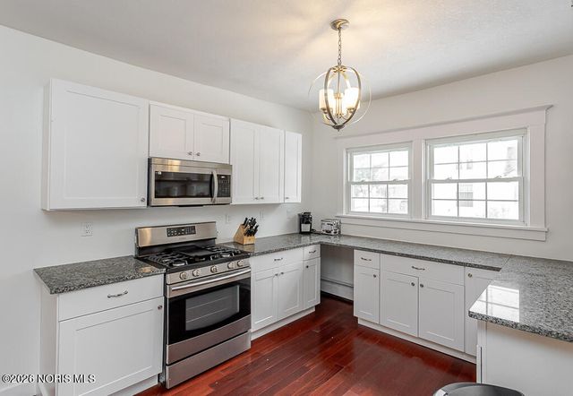 610 Wallace Avenue, Bowling Green, OH 43402