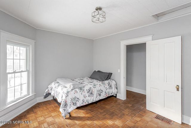 610 Wallace Avenue, Bowling Green, OH 43402