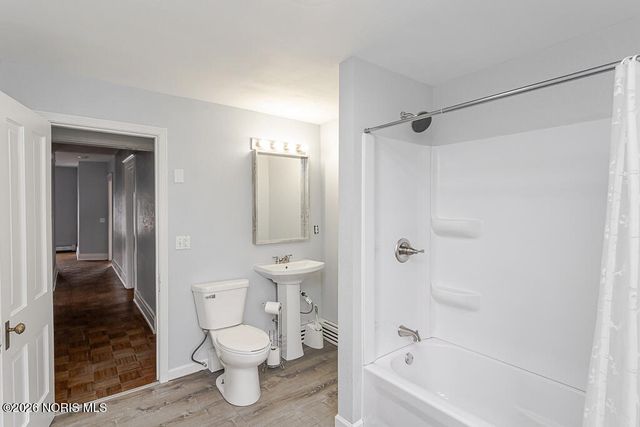 610 Wallace Avenue, Bowling Green, OH 43402