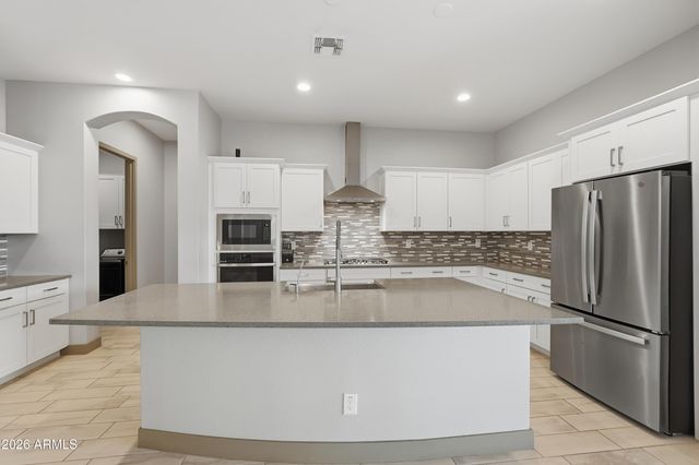 2809 W PATAGONIA Court, San Tan Valley, AZ 85144