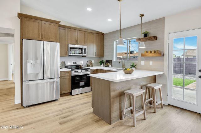 11519 E VINE Avenue, Mesa, AZ 85208