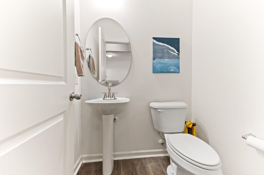 Image 10 of property listing at 518 Killdeer Road, Summerville, SC 29486