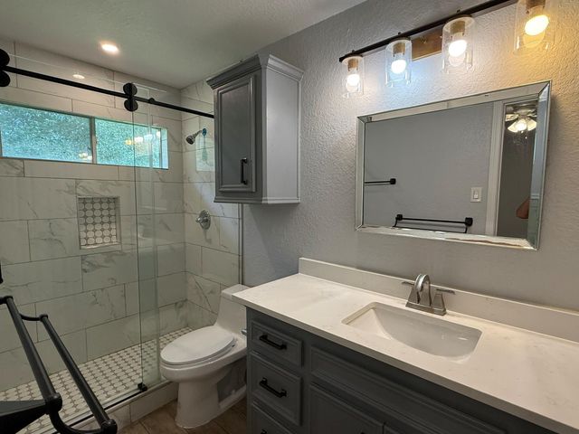 5525 Main Street, Santa Fe, TX 77510