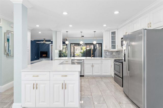 4344 OUTRIGGER LANE 4344, Tampa, FL 33615