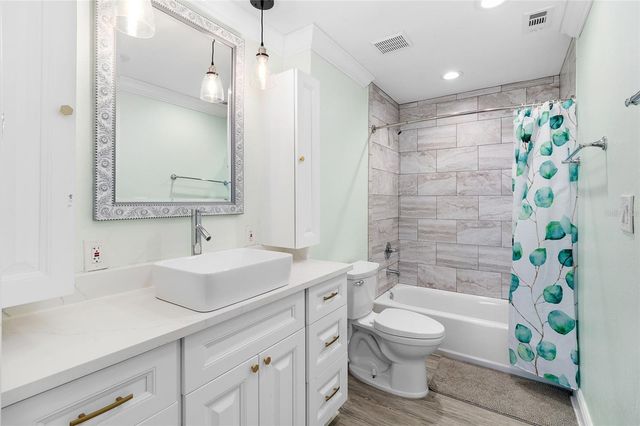 4344 OUTRIGGER LANE 4344, Tampa, FL 33615