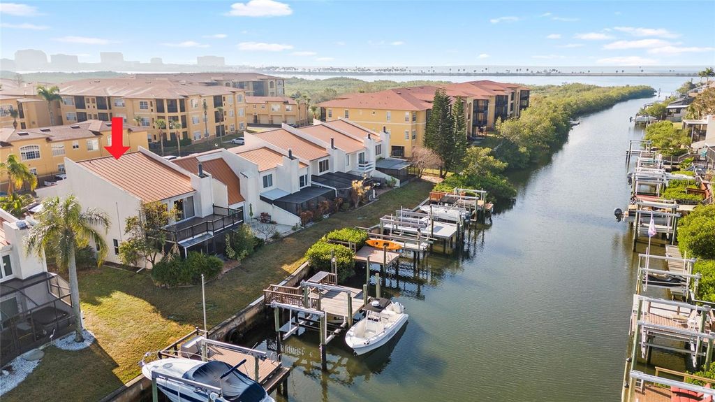 4344 OUTRIGGER LANE 4344, Tampa, FL 33615