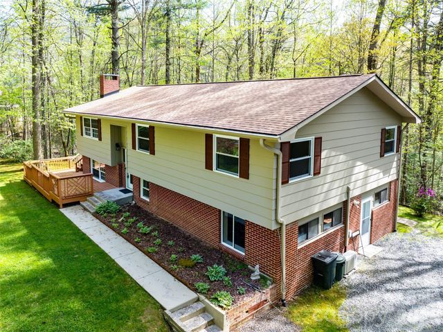 145 Jeter Mountain Road, Hendersonville, NC 28739