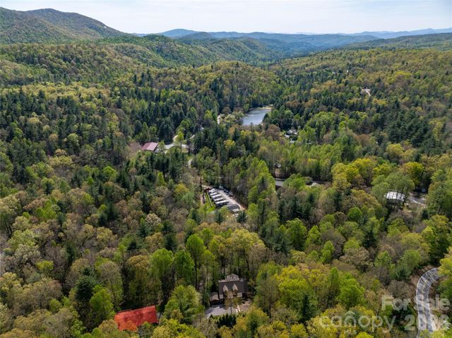 145 Jeter Mountain Road, Hendersonville, NC 28739