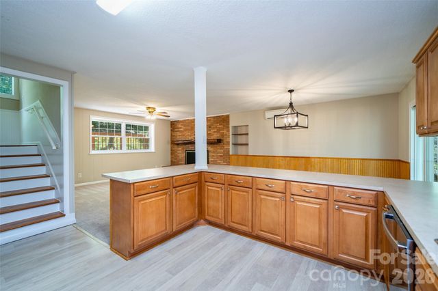 145 Jeter Mountain Road, Hendersonville, NC 28739