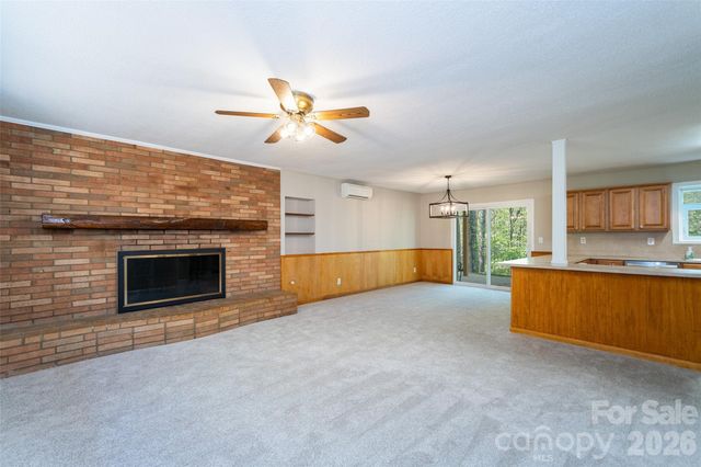 145 Jeter Mountain Road, Hendersonville, NC 28739