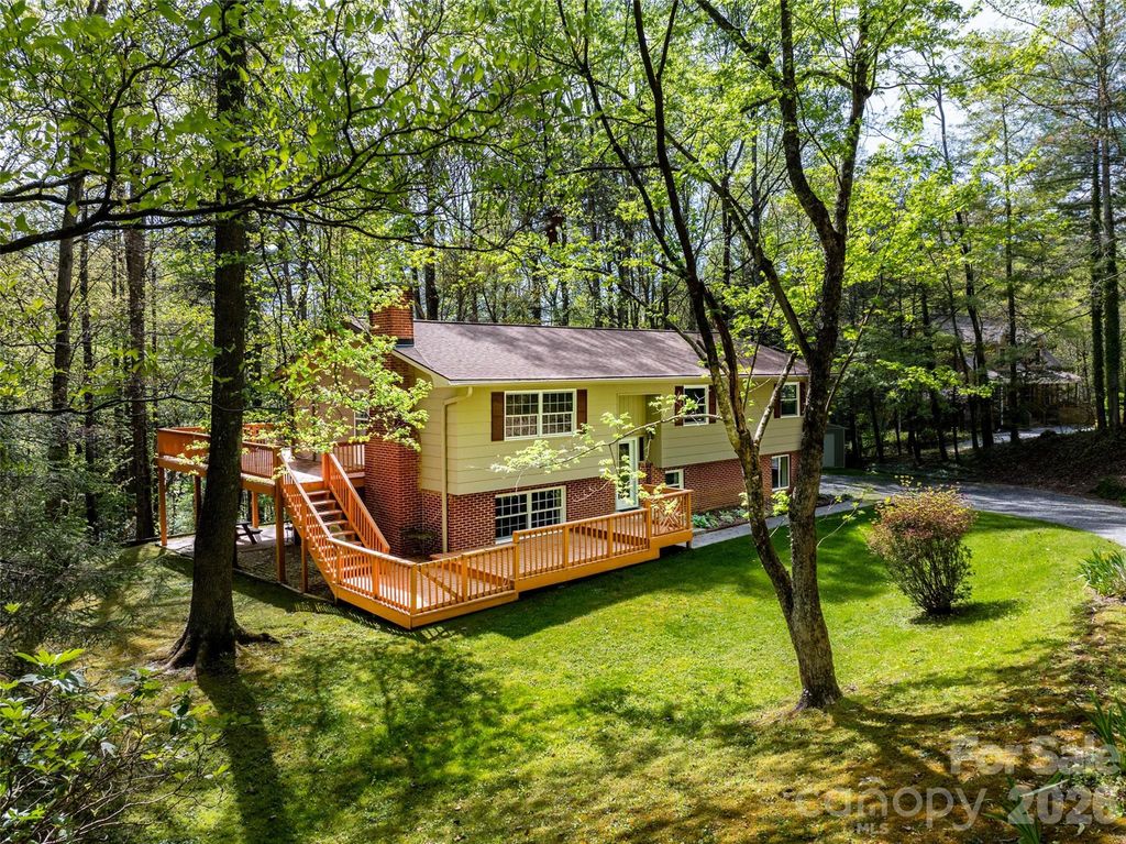 145 Jeter Mountain Road, Hendersonville, NC 28739