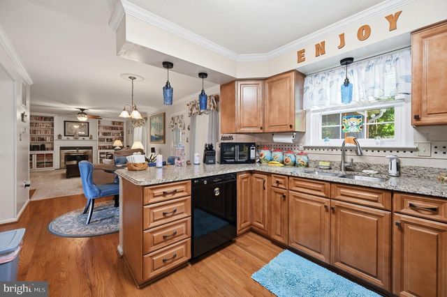 8754 TOMISLAV ST, Manassas, VA 20110