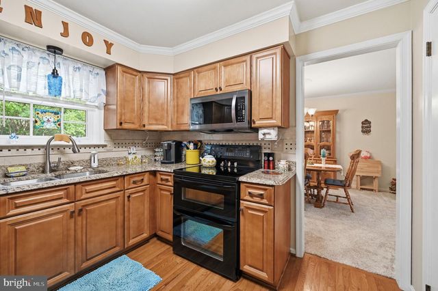 8754 TOMISLAV ST, Manassas, VA 20110
