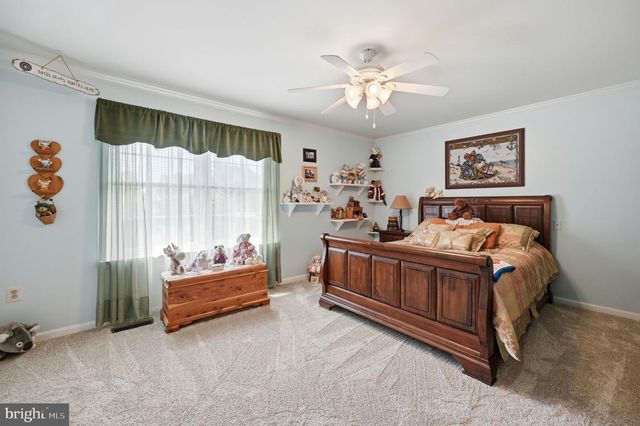 8754 TOMISLAV ST, Manassas, VA 20110
