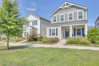 672 Taylor Bend Rd, Columbia, TN 38401
