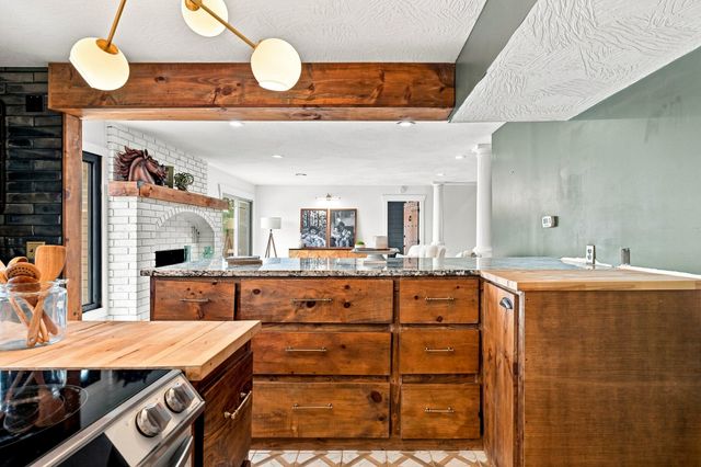 3108 W Bridlewood Trail, Ozark, MO 65721