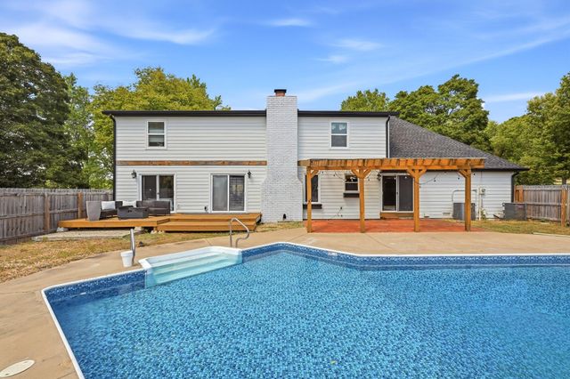 3108 W Bridlewood Trail, Ozark, MO 65721