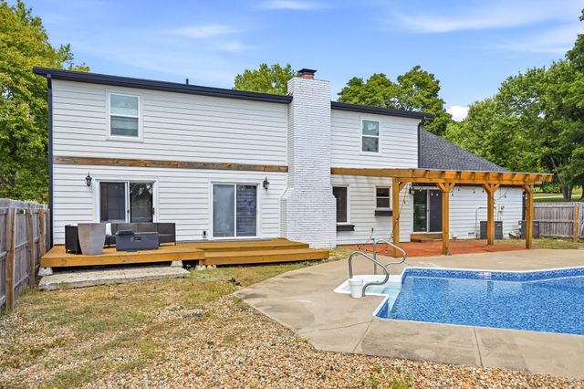 3108 W Bridlewood Trail, Ozark, MO 65721