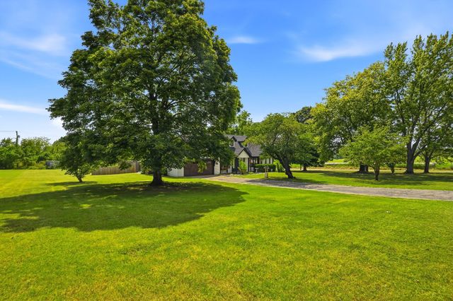 3108 W Bridlewood Trail, Ozark, MO 65721