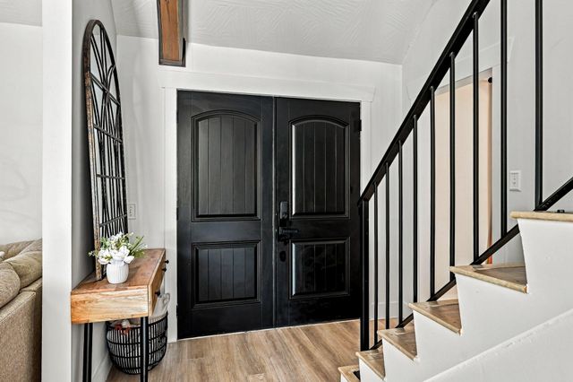 3108 W Bridlewood Trail, Ozark, MO 65721