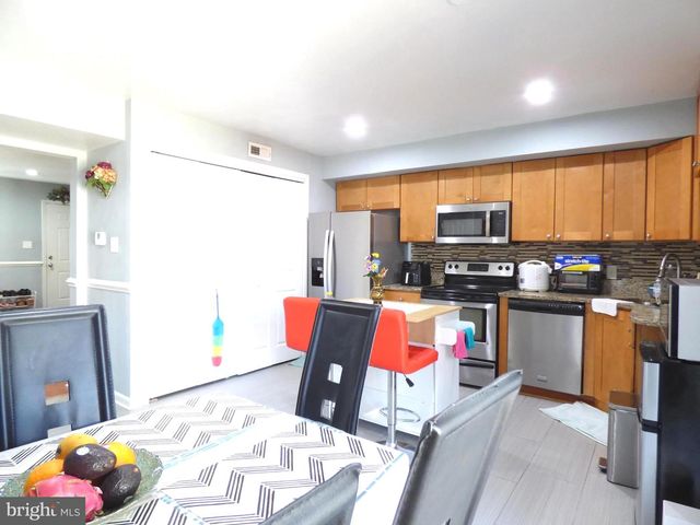 9736 GRANT AVE, Manassas, VA 20110