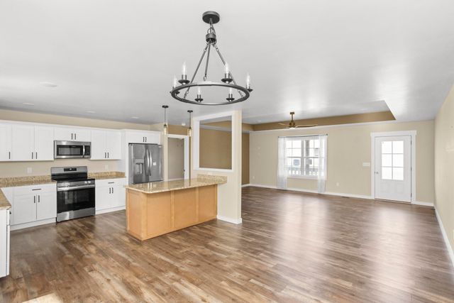 8485 Epperson Springs Rd, Westmoreland, TN 37186