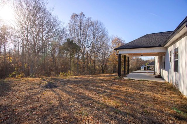 8485 Epperson Springs Rd, Westmoreland, TN 37186