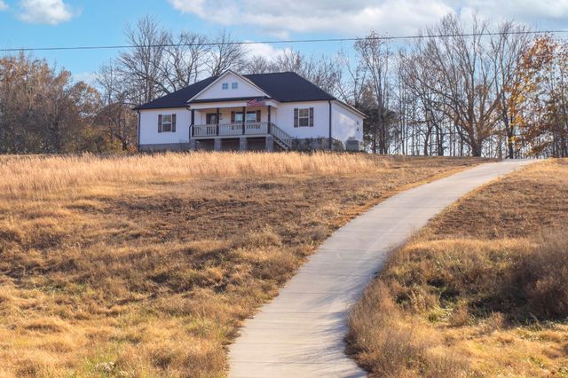 8485 Epperson Springs Rd, Westmoreland, TN 37186