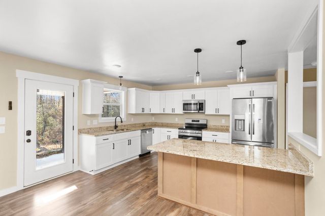 8485 Epperson Springs Rd, Westmoreland, TN 37186