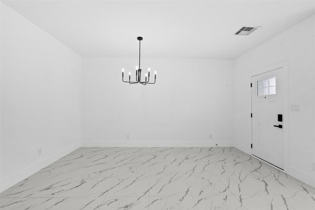 9110 Everglade B, Houston, TX 77078