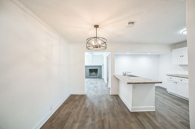 805 20th Street SE, Paris, TX 75460