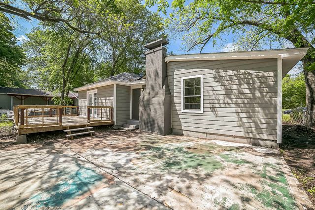 805 20th Street SE, Paris, TX 75460